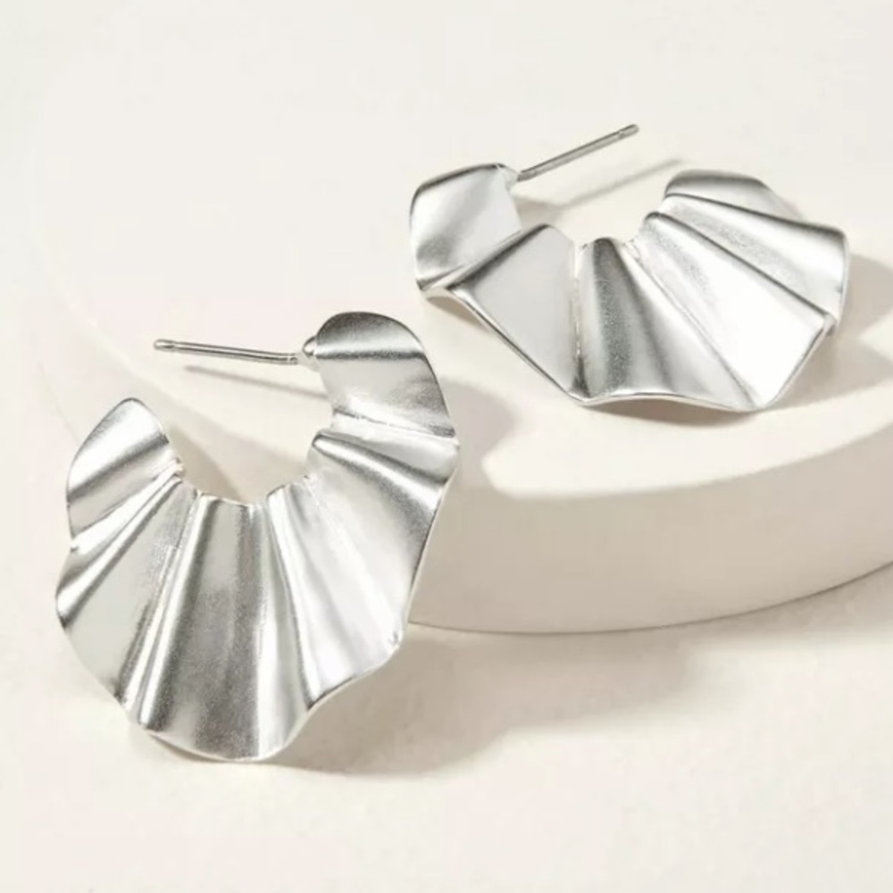 Stella Dot Sculptural Garden Hoop Earrings